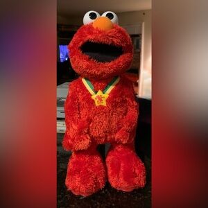 Fisher-Price TMX Elmo Extra Special Edition 2007 – With Box & Song Included